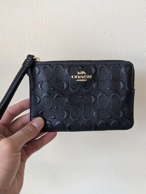 Coach Corner Zip Leather Wristlet